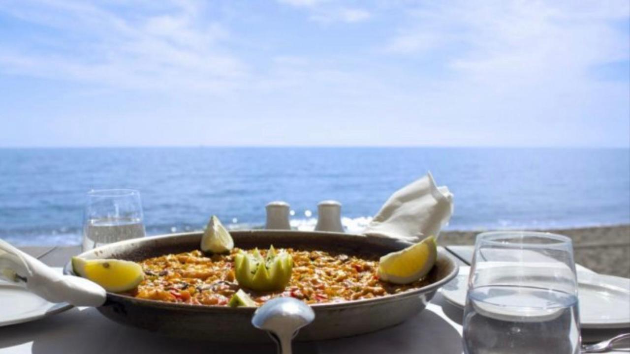 Beachfront Apartment In La Cala De Mijas Exterior foto