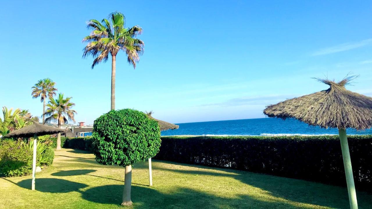 Beachfront Apartment In La Cala De Mijas Exterior foto
